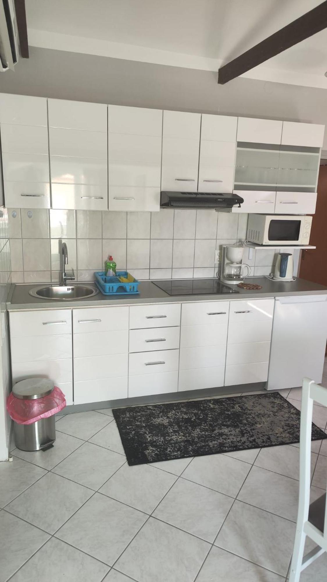 Apartments Suri Vodice Oda fotoğraf